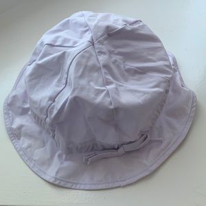 Baby girl lilac sun hat.